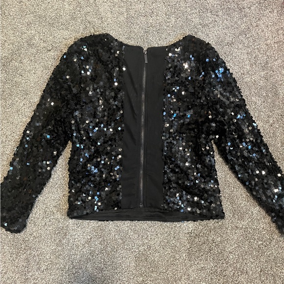 Black sequinned top - Picture 2 of 3
